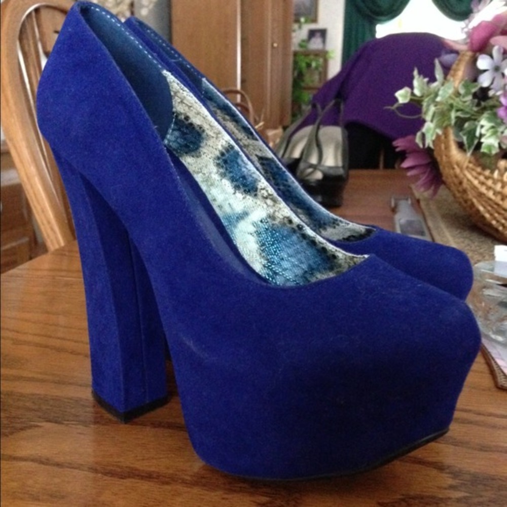 FRH Chunky Blue Platforms